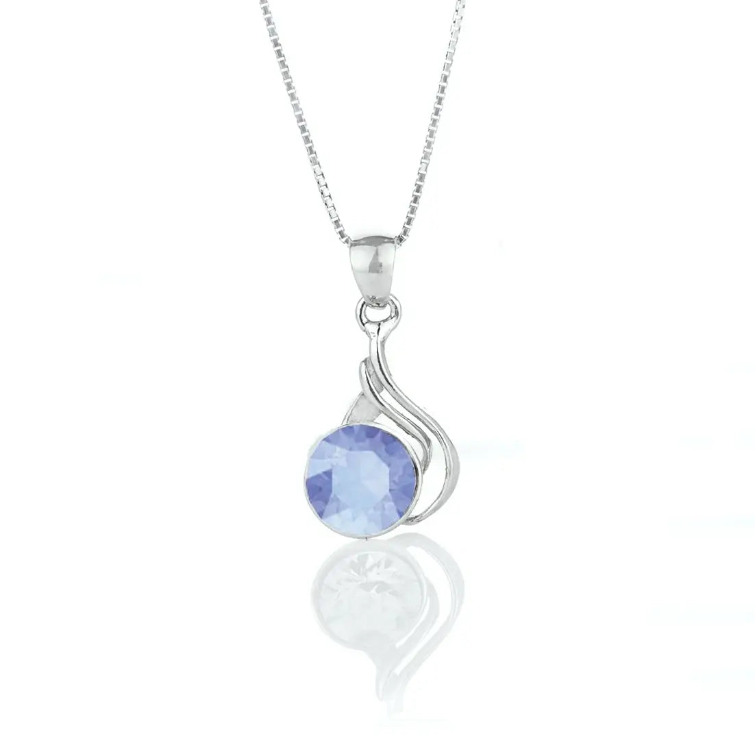 Сребърно колие с фасетиран син кристал