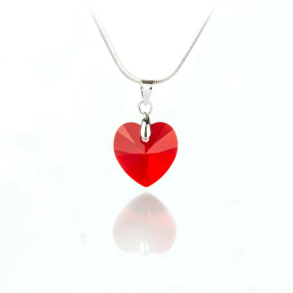 Кристално колие Сърце с австрийски кристали 2 размера