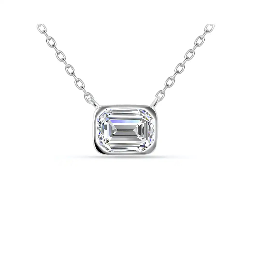 Колие emerald cutс кристал и 18К покритие било злато
