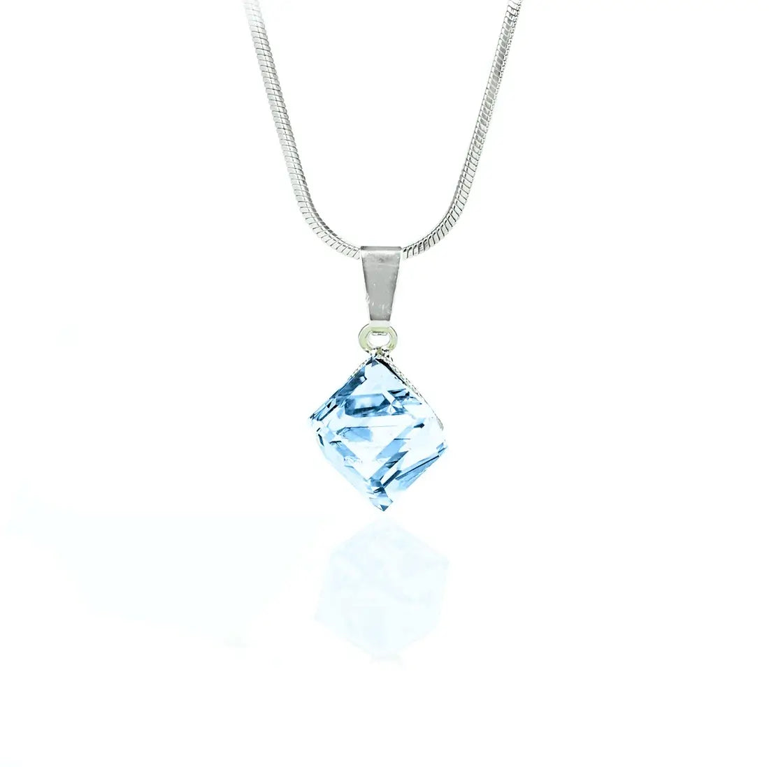 Колие Кристално Кубче