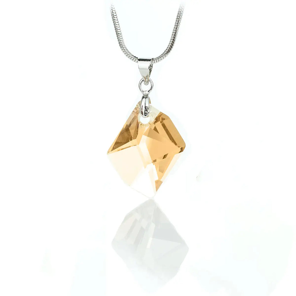 Кристално колие Rhombus Pendant в нежно лилаво 2 размера