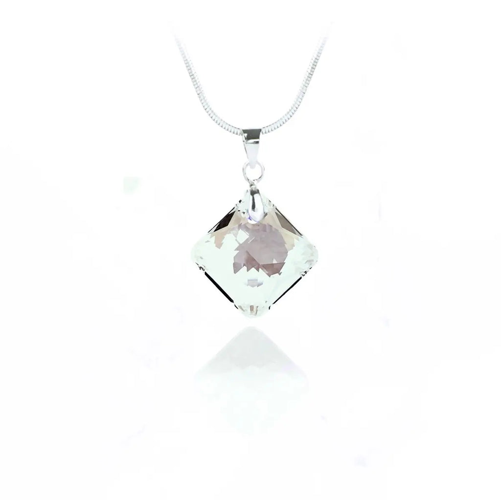 Кристално колие Square Pendant