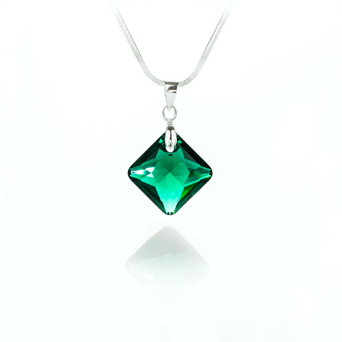 Кристално колие Square Pendant