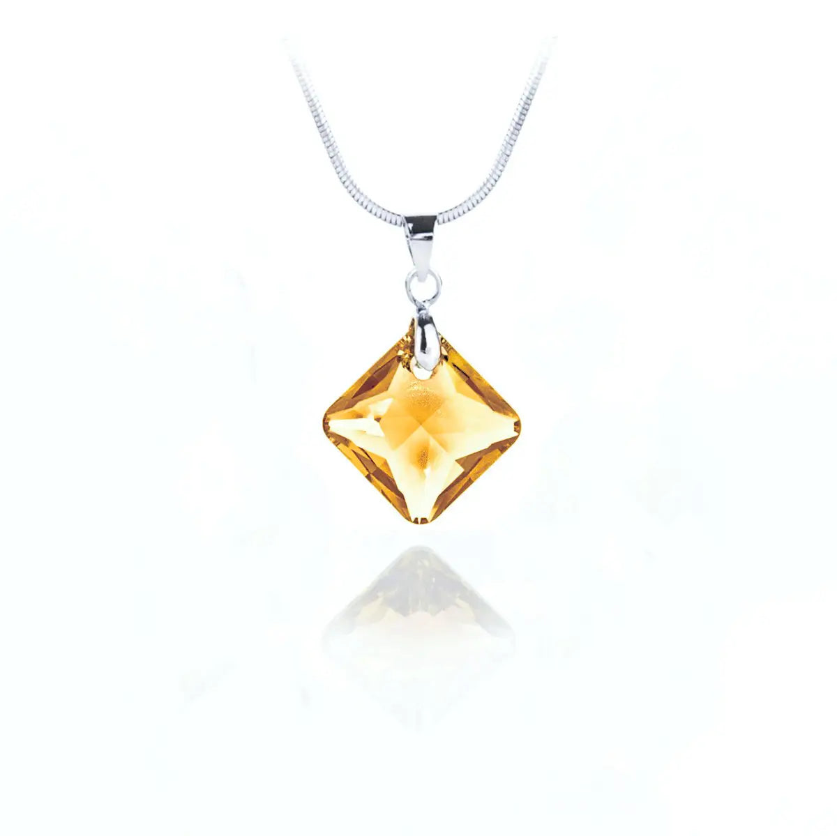 Кристално колие Square Pendant