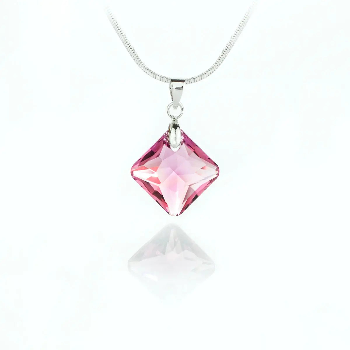 Кристално колие Square Pendant