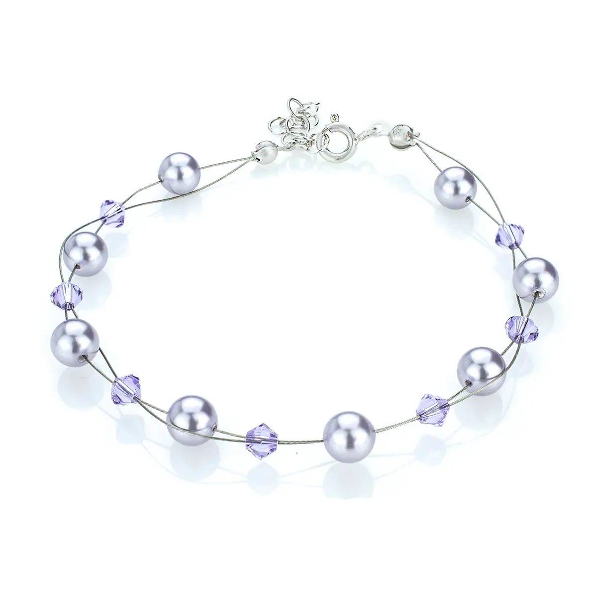 Нежна гривна с малки перли и кристали в цвят лавандула