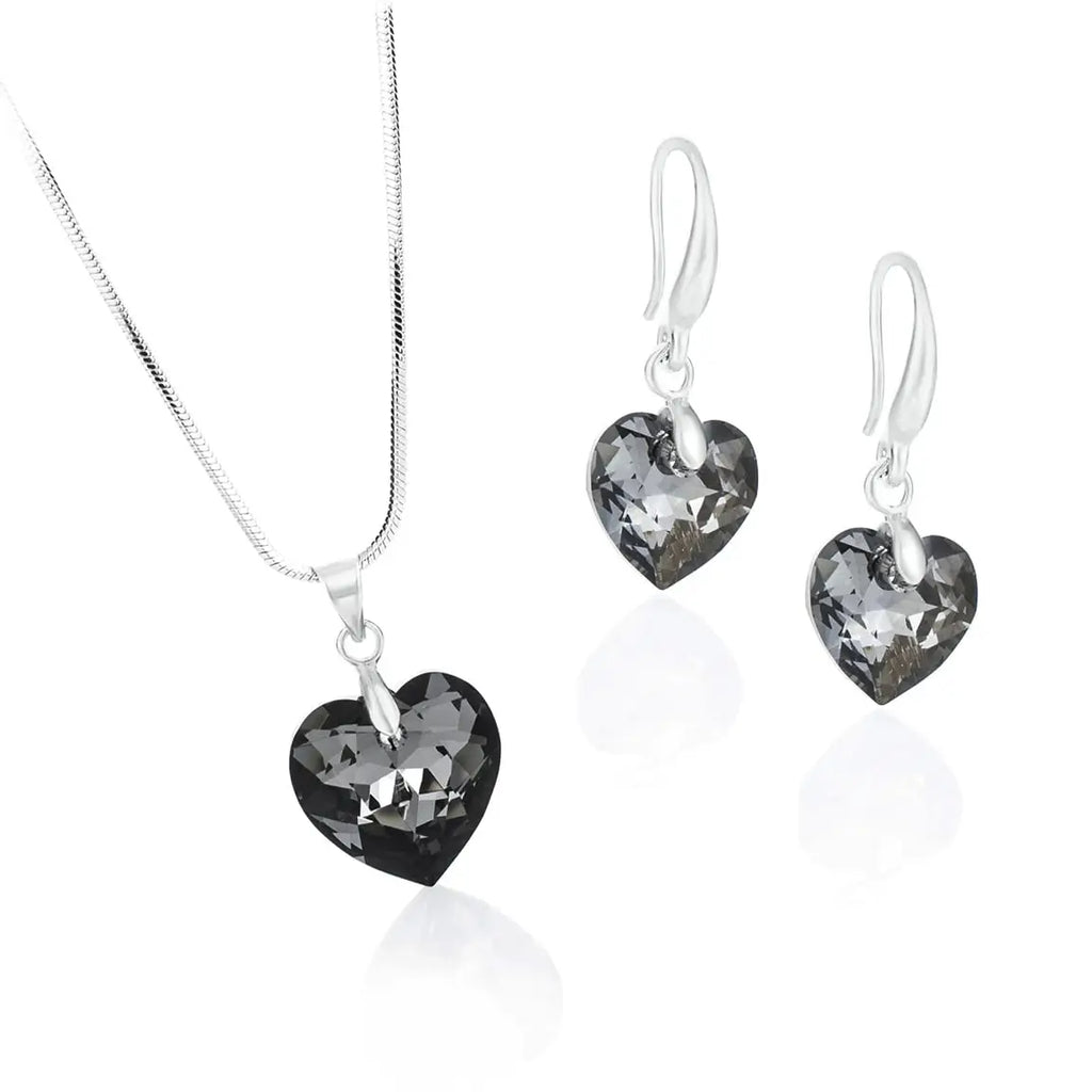Колие с обици Crystal Heart Set- Преливащ блясък с премиум австрийски кристали