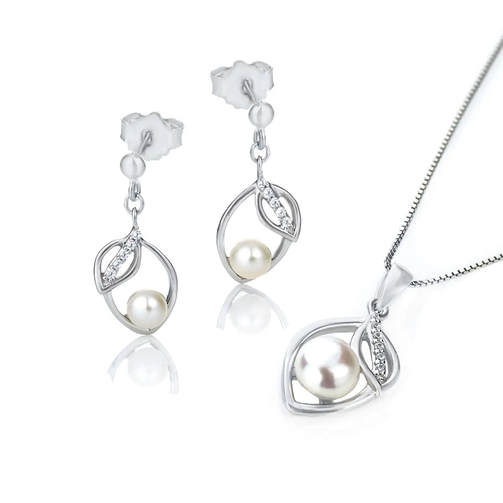 Сребърни обеци Leaf Pearl Harmony с естествени речни перли
