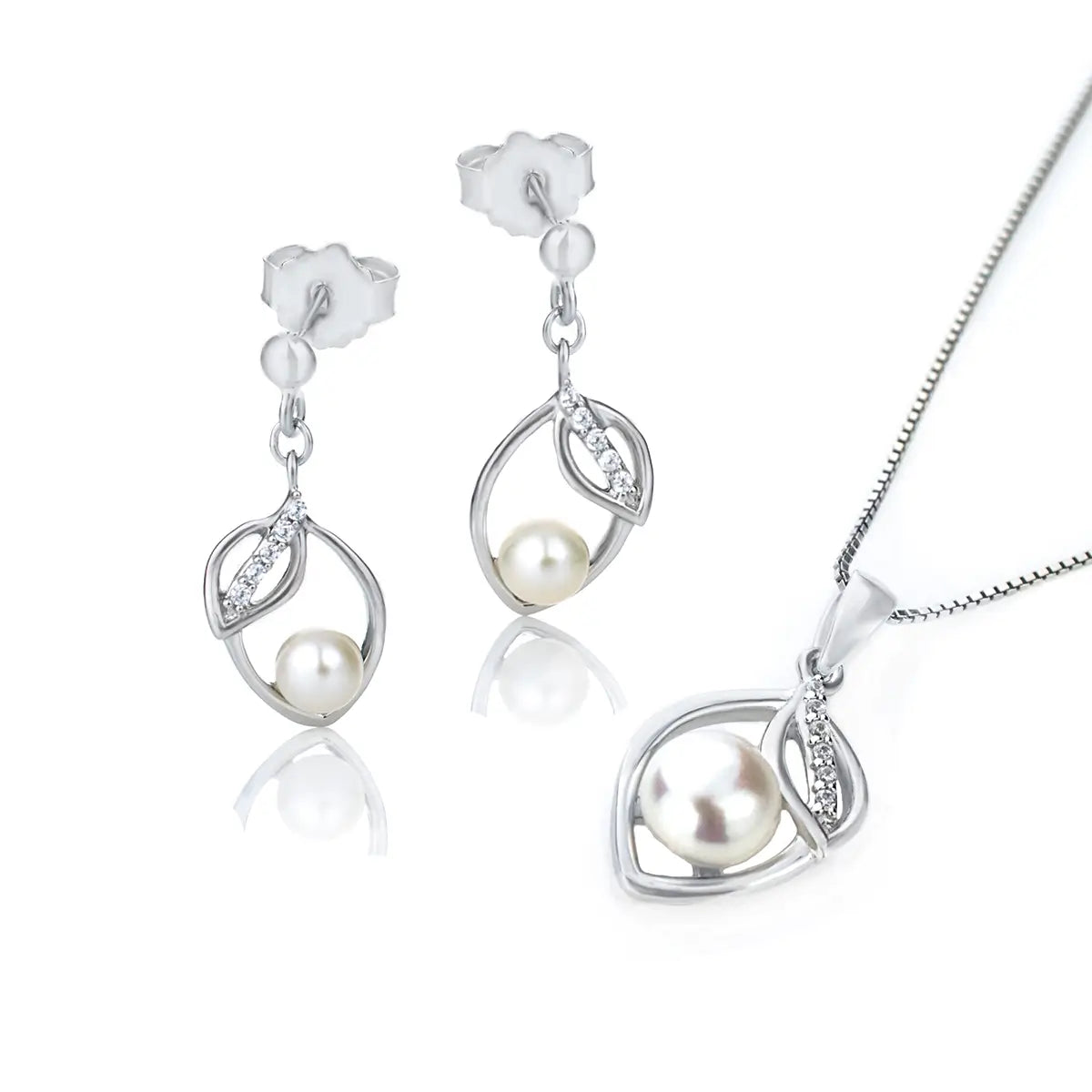 Сребърно колие Leaf Pearl Harmony с естествена речна перла