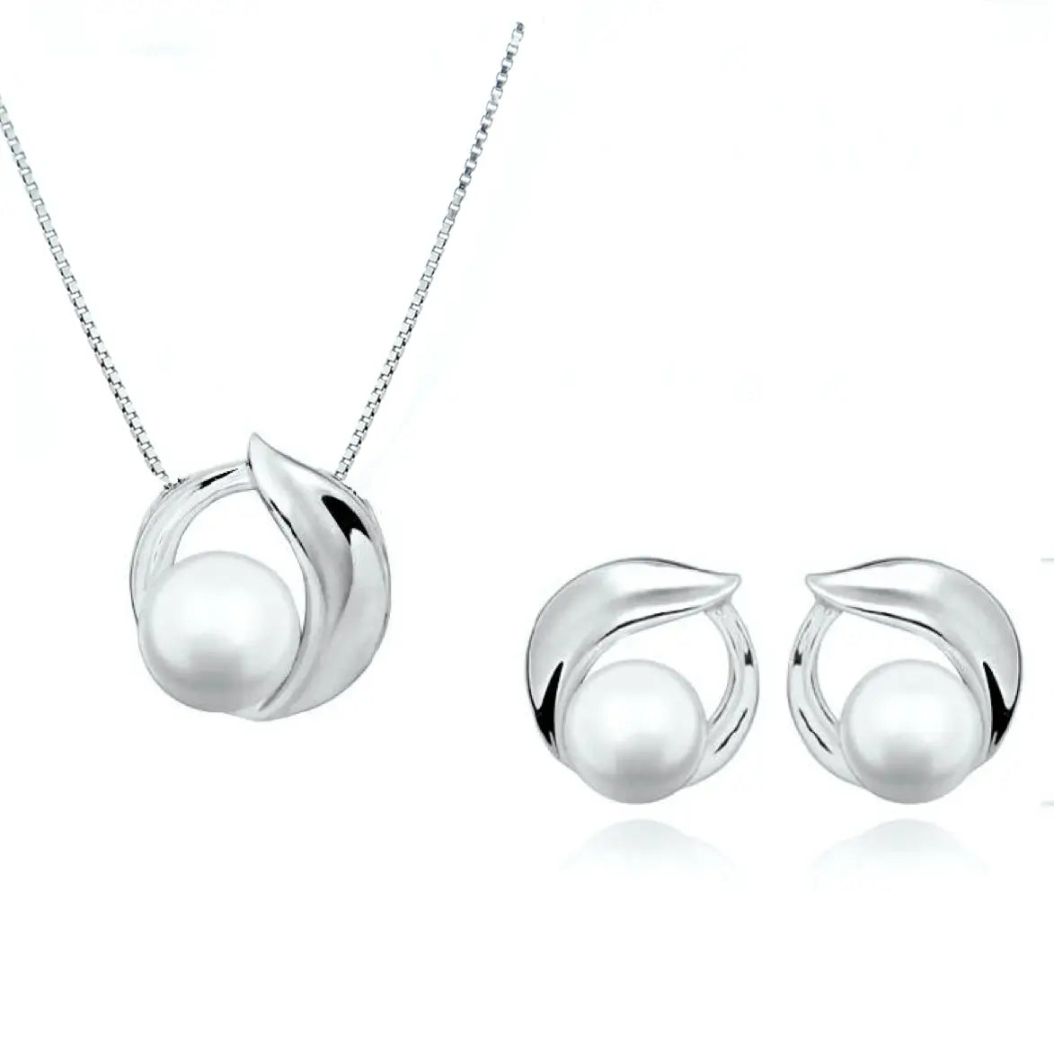 Сребърни oбеци с Речни перли Класика с модерен почерк