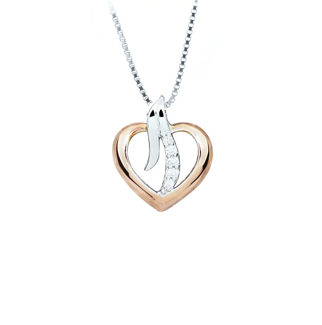 Сребърно колие с двуцветен дизайн с форма на сърце