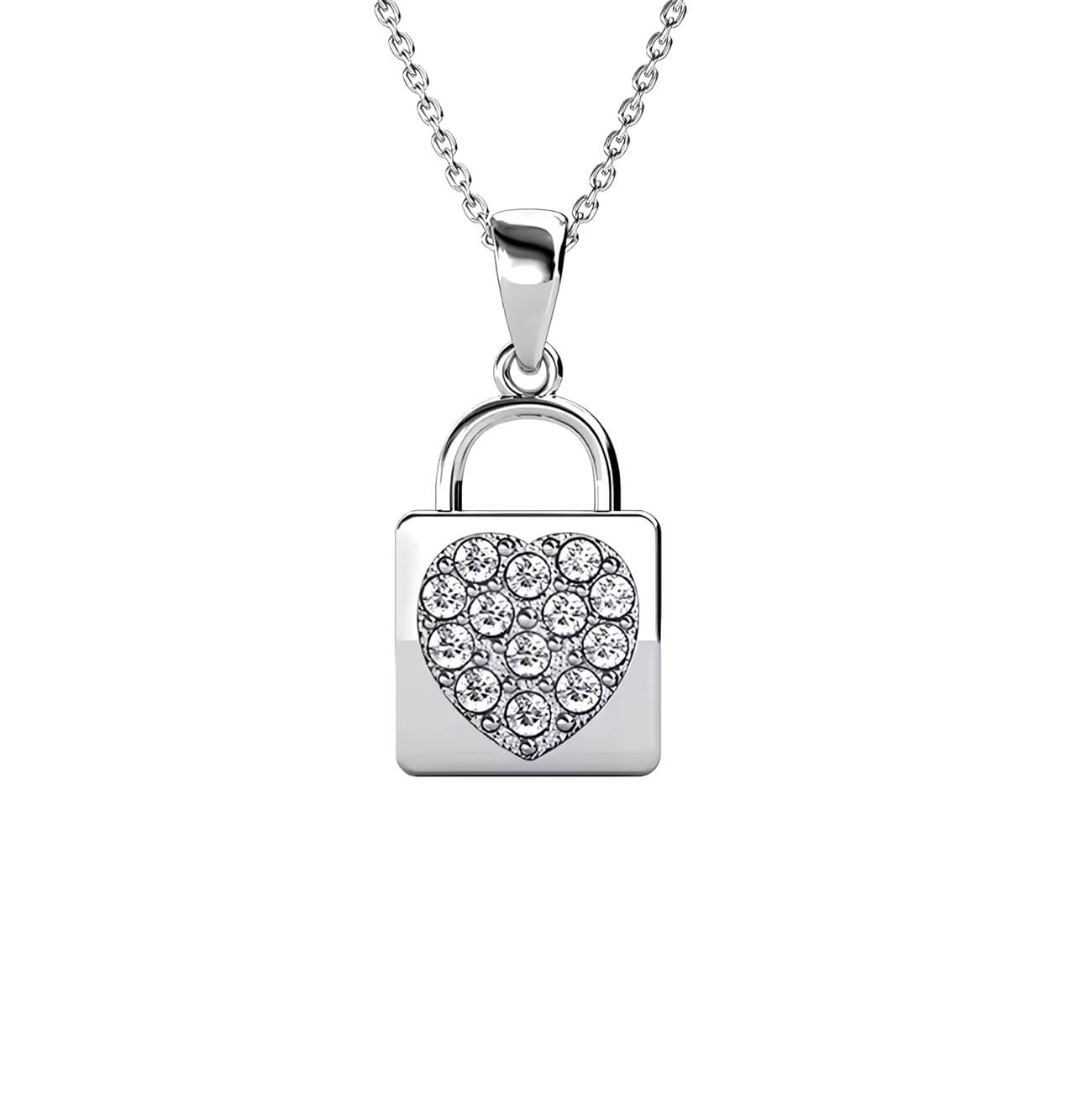 Сребърно Колие с форма на катинарче и заключено сърце в него. Изработено от Сребро 925 с кристали Сваровски и 18К покритие от бяло злато